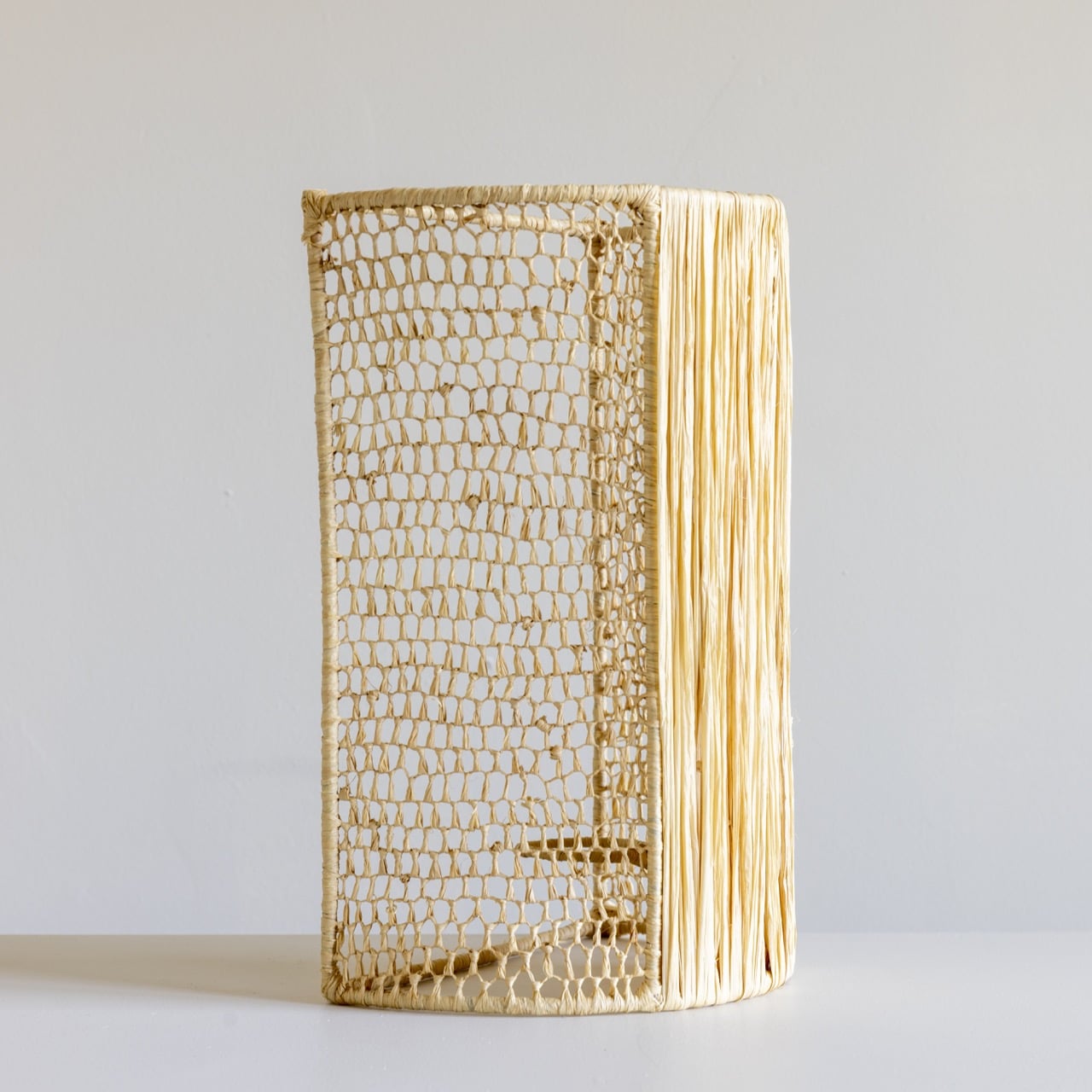 Wandlamp-raffia-geknoopt