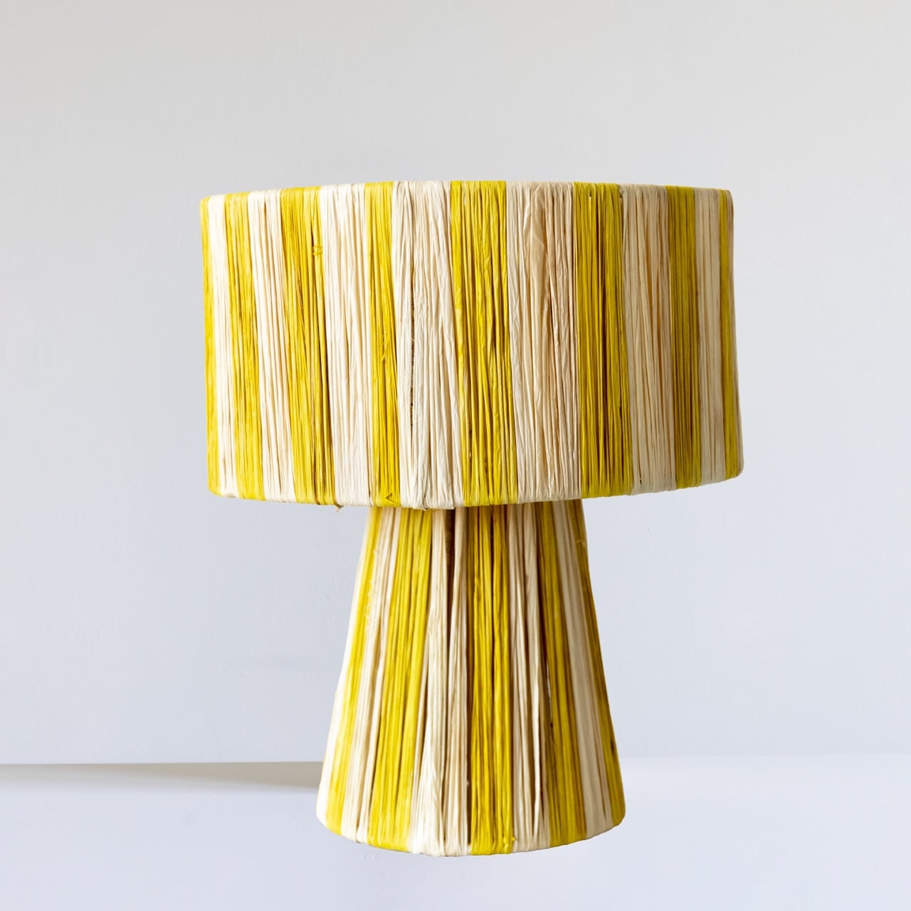 Tafellamp Raffia Geel